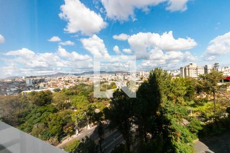 Vista de apartamento à venda com 3 quartos, 94m² em Alto Caiçaras, Belo Horizonte