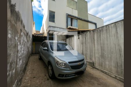 Garagem de casa à venda com 3 quartos, 96m² em Senhora das Gracas, Betim