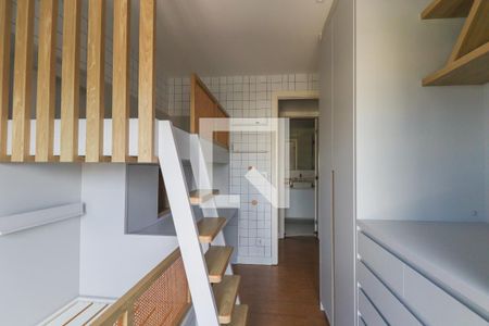 Quarto 1 de apartamento para alugar com 2 quartos, 80m² em Seminário, Curitiba