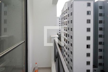 Varanda de apartamento para alugar com 3 quartos, 64m² em Vila Graciosa, São Paulo