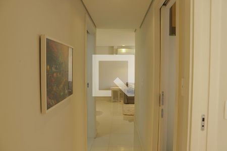 Corredor de apartamento à venda com 2 quartos, 68m² em Vila da Saúde, São Paulo
