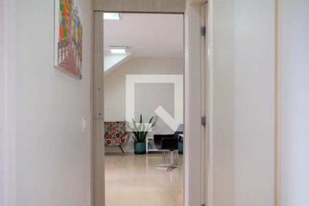 Corredor de apartamento à venda com 3 quartos, 160m² em Floresta, Belo Horizonte