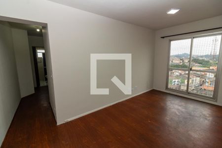 Sala de apartamento para alugar com 2 quartos, 60m² em Parque Pinheiros, Taboão da Serra