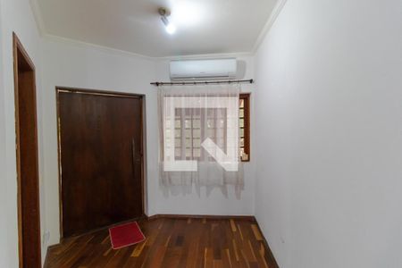 Hall de entrada de casa para alugar com 3 quartos, 200m² em Jardim Paraíso, Campinas