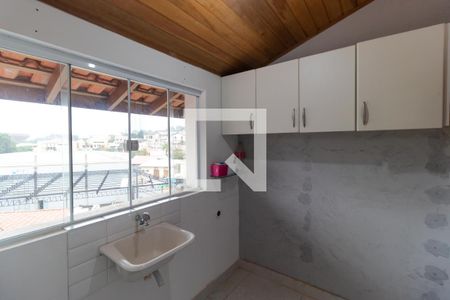 Casa para alugar com 200m², 3 quartos e 1 vaga Casa para alugar com 200m², 3 quartos e 1 vagaÁrea de Serviço