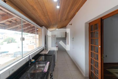 Casa para alugar com 200m², 3 quartos e 1 vaga Casa para alugar com 200m², 3 quartos e 1 vagaCozinha