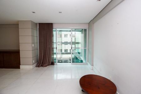 Apartamento à venda com 250m², 4 quartos e 4 vagasSala