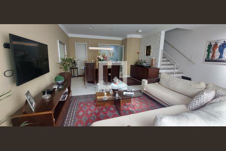 Sala de casa de condomínio à venda com 4 quartos, 287m² em Vila Floresta, Santo André