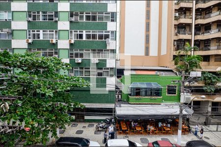 Vista de apartamento à venda com 3 quartos, 140m² em Icaraí, Niterói