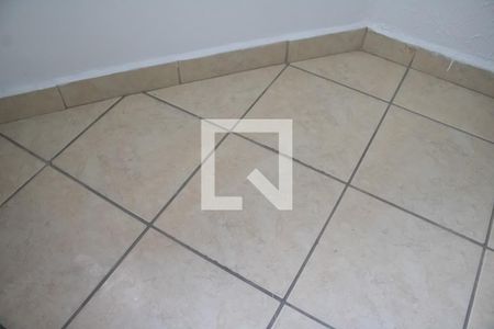 Sala de apartamento para alugar com 1 quarto, 35m² em Vila Tupi, Praia Grande