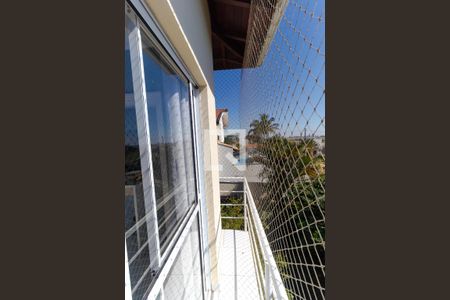 Casa de condomínio à venda com 298m², 6 quartos e sem vaga Casa de condomínio à venda com 298m², 6 quartos e sem vagaSacada da Sala da Casa 02