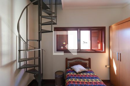 Casa de condomínio à venda com 298m², 6 quartos e sem vaga Casa de condomínio à venda com 298m², 6 quartos e sem vagaQuarto 01