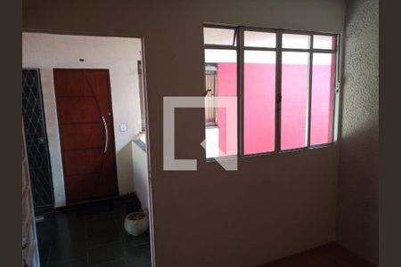 Sala de apartamento à venda com 2 quartos, 57m² em Califórnia, Belo Horizonte