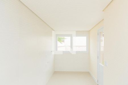 Sala de casa para alugar com 3 quartos, 170m² em Guarujá, Porto Alegre