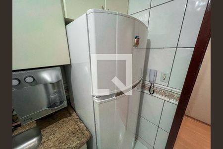 Detalhe da cozinha de apartamento para alugar com 3 quartos, 70m² em Jardim Planalto, Goiânia