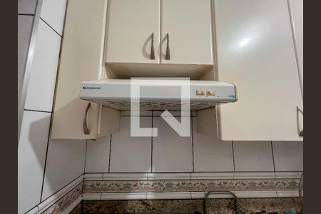 Detalhe da cozinha de apartamento para alugar com 3 quartos, 70m² em Jardim Planalto, Goiânia