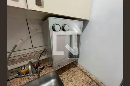 Detalhe da cozinha de apartamento para alugar com 3 quartos, 70m² em Jardim Planalto, Goiânia