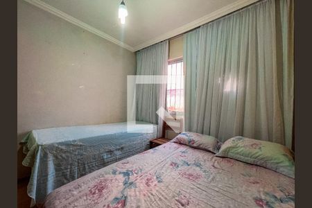 Quarto 2 de apartamento para alugar com 3 quartos, 70m² em Jardim Planalto, Goiânia