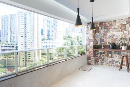 Varanda de apartamento à venda com 3 quartos, 113m² em Vila da Serra, Nova Lima