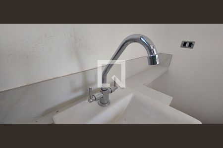 Banheiro 1 suíte - torneira de apartamento à venda com 2 quartos, 62m² em Vila Alpina, Santo André