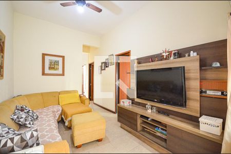 Sala de casa à venda com 2 quartos, 80m² em Santa Rosa, Niterói