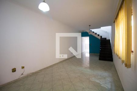 Sala de casa para alugar com 4 quartos, 180m² em Jardim Nossa Senhora do Carmo, São Paulo