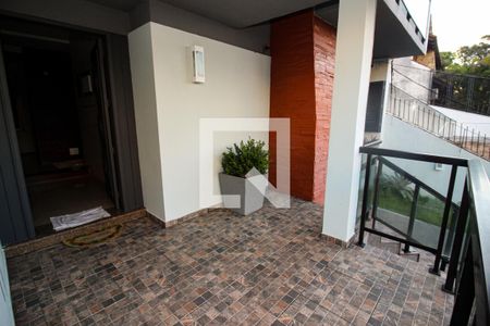 Hall de Entrada de casa à venda com 4 quartos, 250m² em Medianeira, Porto Alegre