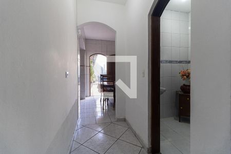 Corredor de casa à venda com 3 quartos, 425m² em Vila Brasilina (saúde), São Paulo