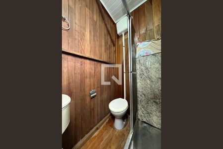 Banheiro de kitnet/studio para alugar com 1 quarto, 50m² em Arroio da Manteiga, São Leopoldo