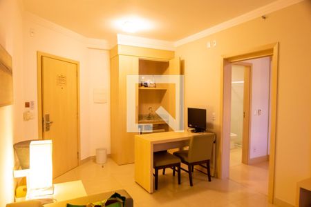 Sala de apartamento para alugar com 1 quarto, 35m² em Ribeirânia, Ribeirão Preto