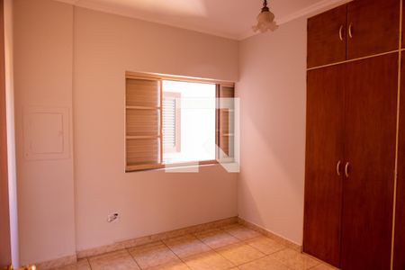 Quarto 2 de apartamento para alugar com 3 quartos, 96m² em Jardim Paulistano, Ribeirão Preto