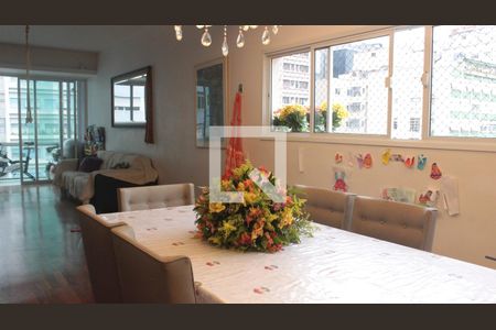 Sala 1 de apartamento à venda com 3 quartos, 160m² em Bela Vista, São Paulo