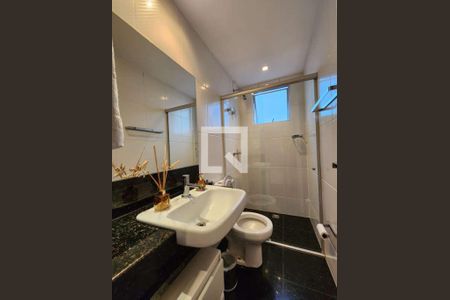 Banheiro de apartamento à venda com 3 quartos, 150m² em Alto Barroca, Belo Horizonte