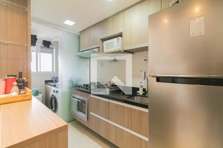 Cozinha de apartamento à venda com 2 quartos, 60m² em Vila Nova, Porto Alegre