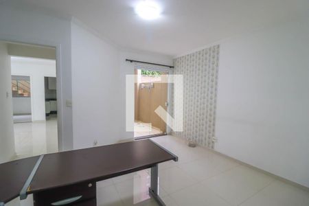 Casa à venda com 351m², 2 quartos e 4 vagas Casa à venda com 351m², 2 quartos e 4 vagasQuarto 1
