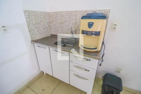 Casa à venda com 351m², 2 quartos e 4 vagas Casa à venda com 351m², 2 quartos e 4 vagasCozinha 2