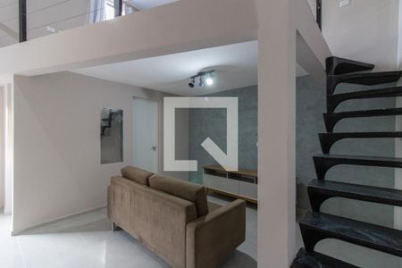 Sala de kitnet/studio para alugar com 1 quarto, 34m² em Jardim Santa Barbara, Guarulhos