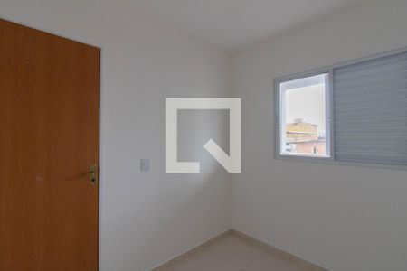 Quarto 2 de apartamento para alugar com 2 quartos, 42m² em Jardim Tranquilidade, Guarulhos