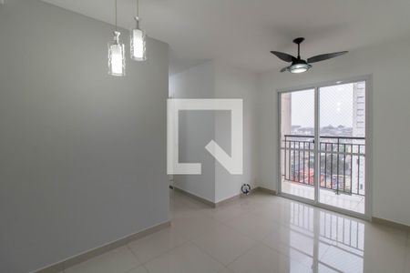 Sala de apartamento para alugar com 3 quartos, 55m² em Cocaia, Guarulhos