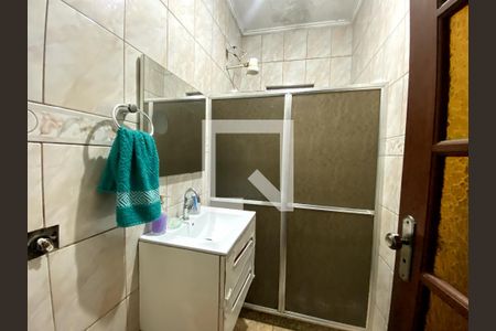 Banheiro  de casa para alugar com 4 quartos, 101m² em Parque Lafaiete, Duque de Caxias