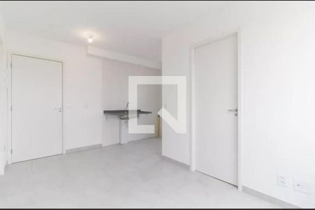 Apartamento à venda com 2 quartos, 34m² em Cambuci, São Paulo