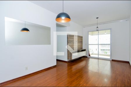 Sala de apartamento para alugar com 3 quartos, 75m² em Vila Augusta, Guarulhos
