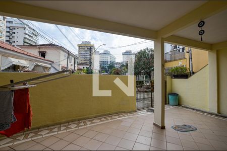 Quintal de casa à venda com 4 quartos, 150m² em Santa Rosa, Niterói