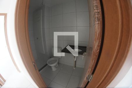 Banheiro de apartamento para alugar com 2 quartos, 60m² em Madalena, Recife