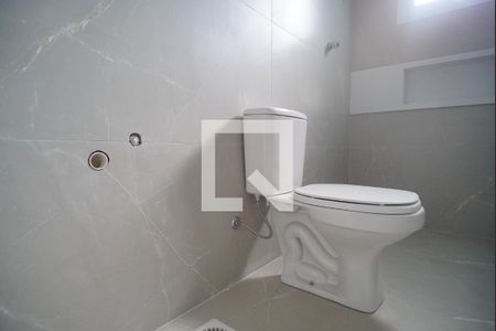 Banheiro da Suíte de casa à venda com 2 quartos, 100m² em Cristo Rei, São Leopoldo