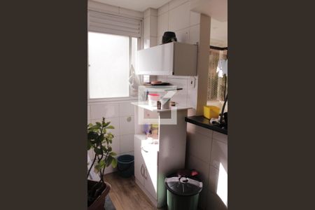 Cozinha - Armários de apartamento à venda com 2 quartos, 56m² em Glória, Porto Alegre