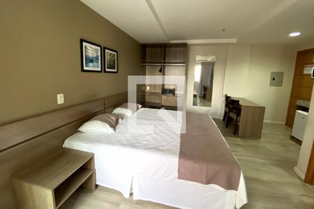 Sala de apartamento para alugar com 1 quarto, 28m² em Centro, Duque de Caxias