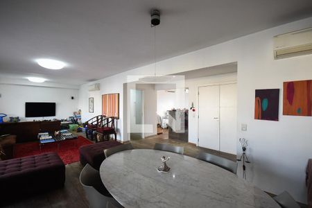 Sala de apartamento para alugar com 4 quartos, 197m² em Vila Andrade, São Paulo