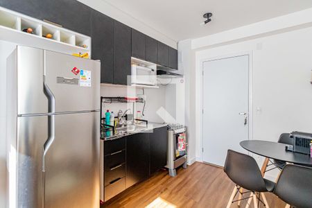 Sala/Cozinha de apartamento para alugar com 1 quarto, 25m² em Vila Butantã, São Paulo