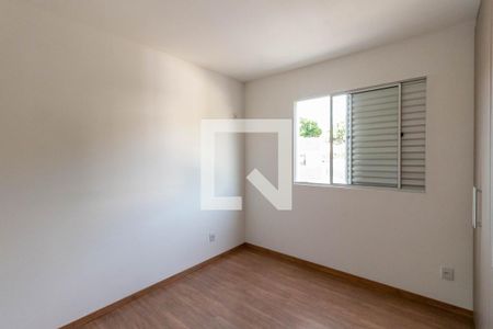 Quarto Suíte de apartamento para alugar com 2 quartos, 80m² em Fernão Dias, Belo Horizonte